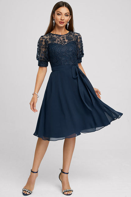 Robe Midi Éclosion Élégante - gallery 1