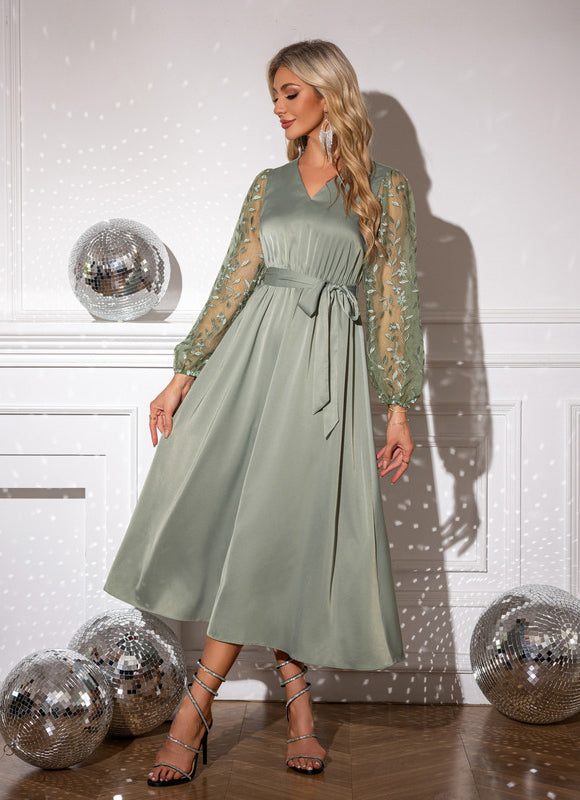 Robe Midi Satin Verte À Manches Brodées - gallery 3