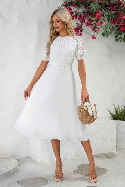 Robe Midi Élégance Éthérée