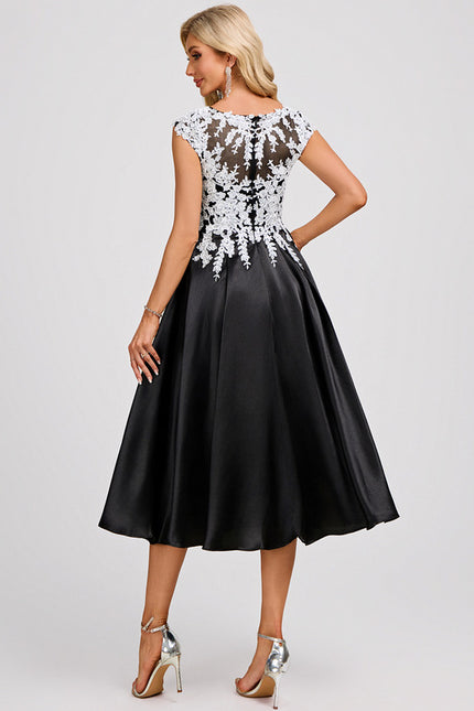 Robe Midi Noire Florale - gallery 5