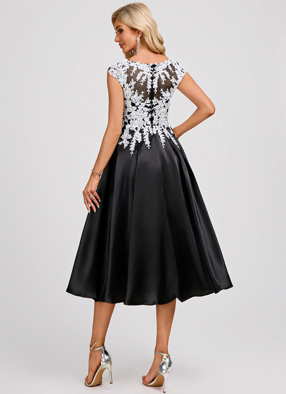 Robe Midi Noire Florale - gallery 5