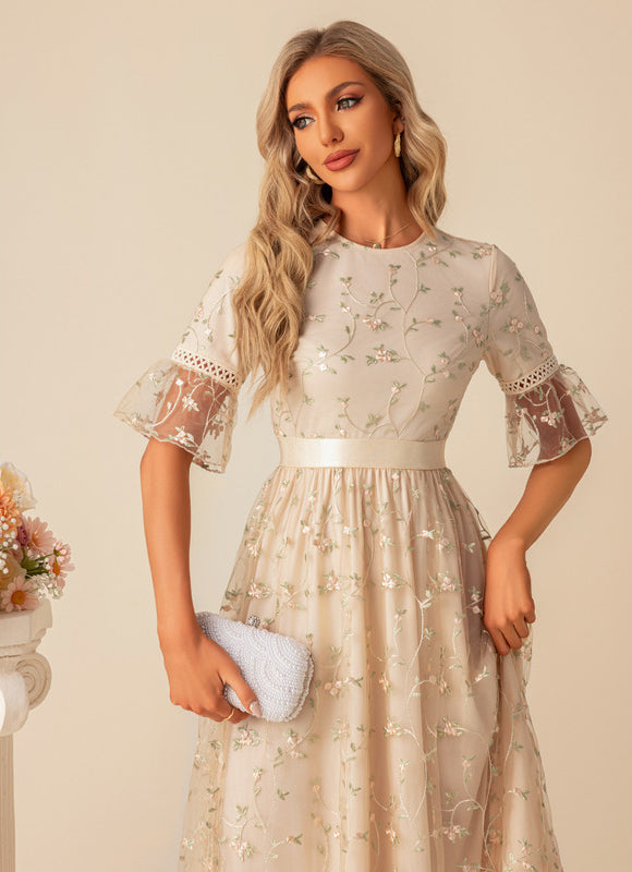 Robe Midi Élégance Florale - gallery 2