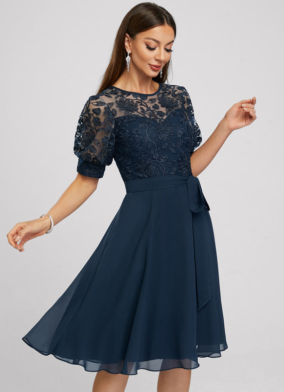 Robe Midi Éclosion Élégante - gallery 3