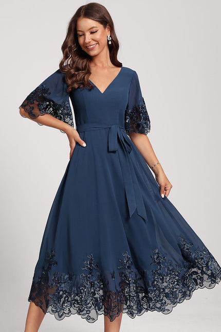 Robe Midi Émeraude Dentelle