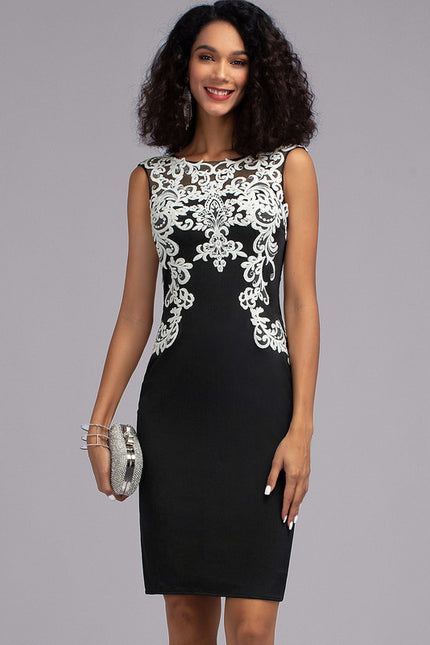 Robe Midi Élégance Noire