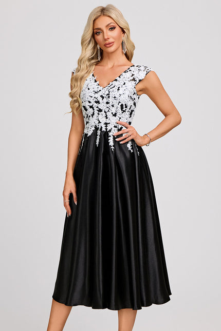 Robe Midi Noire Florale - gallery 4